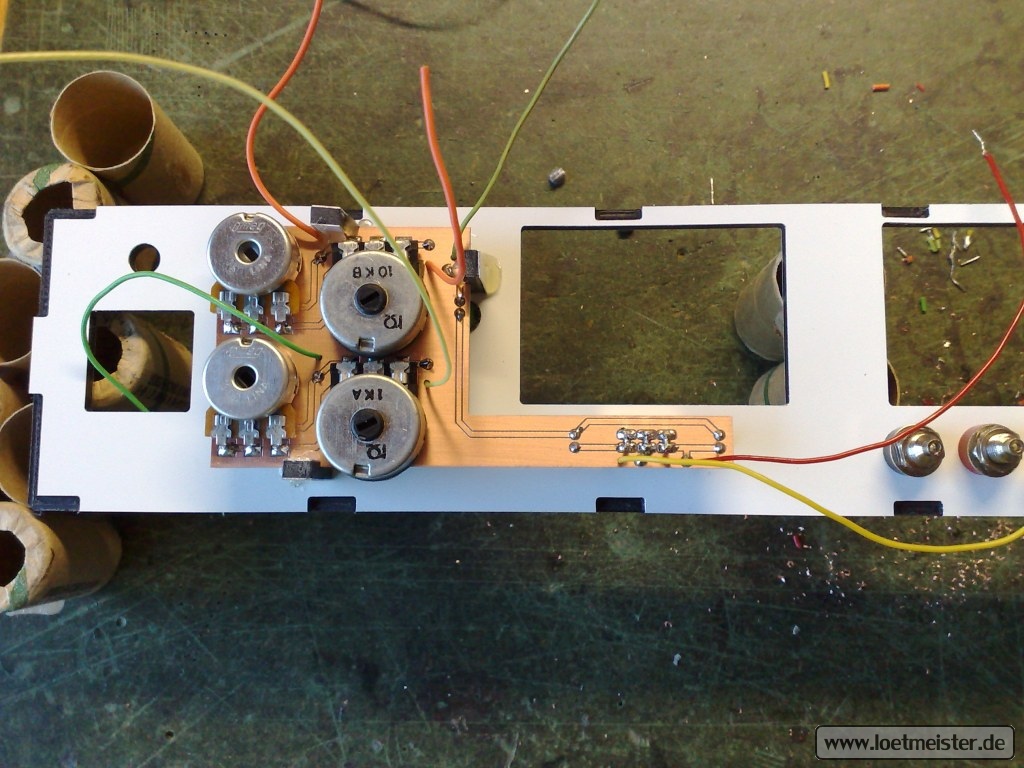 labornetzgeraet_30v2a-13_2012-02-05.jpg