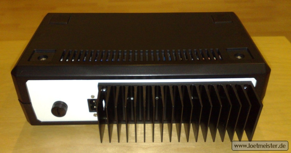 labornetzgeraet_30v2a-31_2012-03-19.jpg