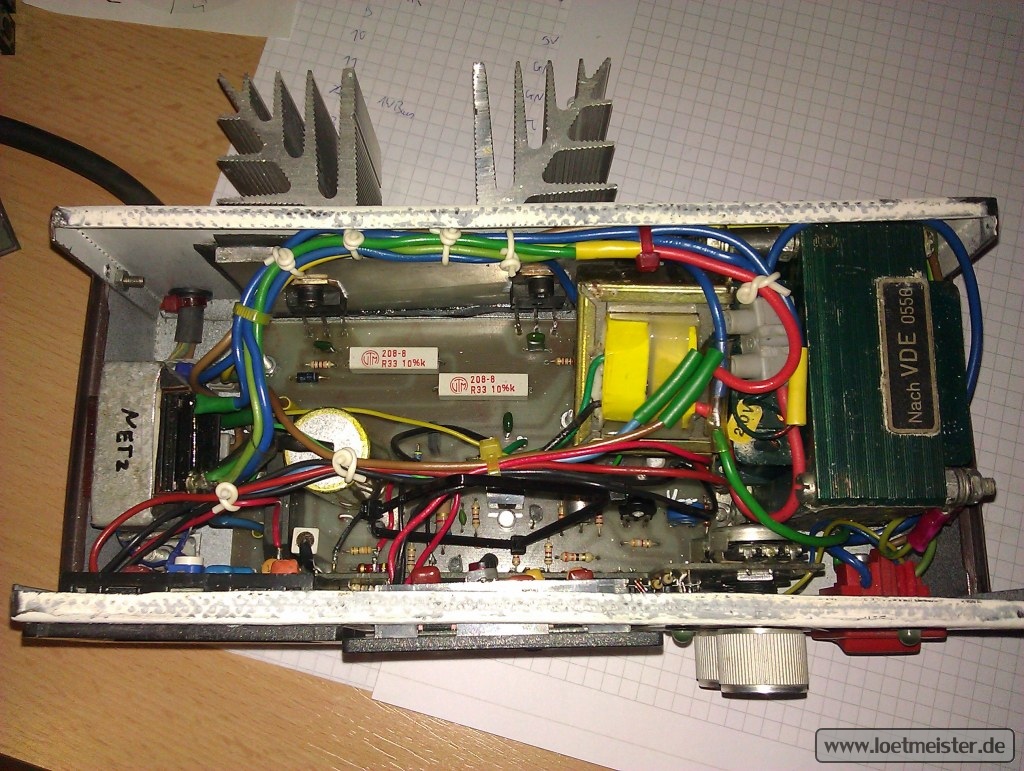 labornetzgeraet_30v2a-36_2012-01-15.jpg